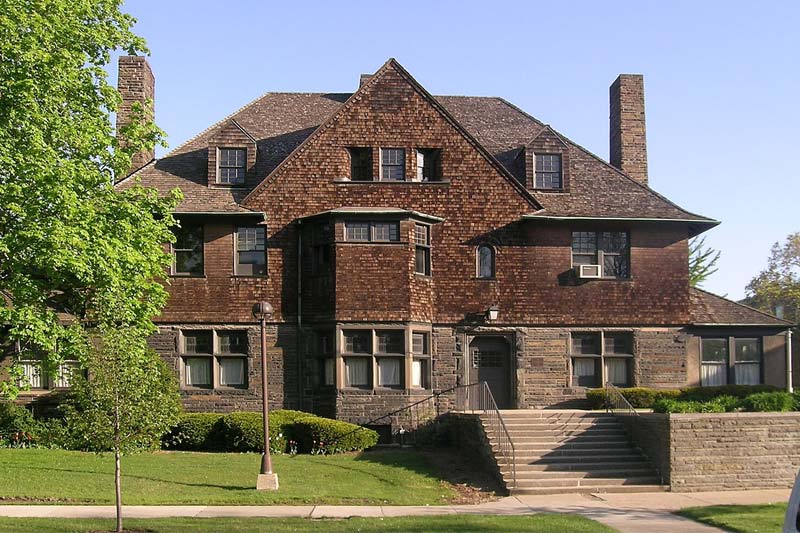 Гонтовый стиль. Дом Чарльза Фрира, Детройт